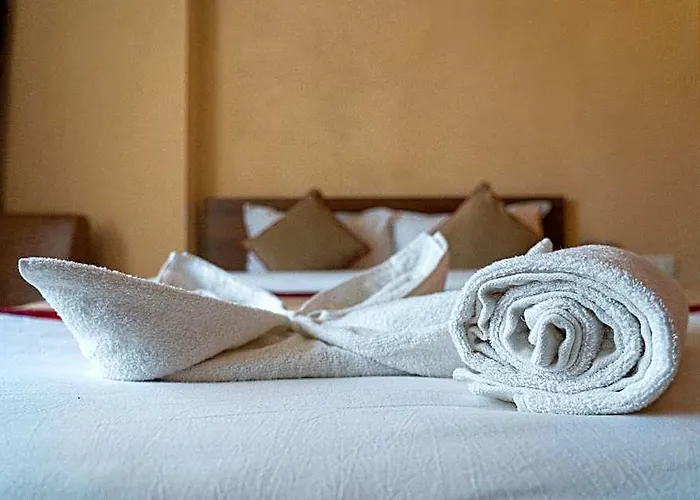 Holiday Hostel *