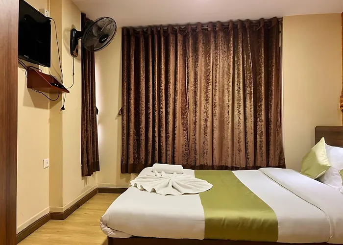 Auberge de jeunesse Holiday Hostel *