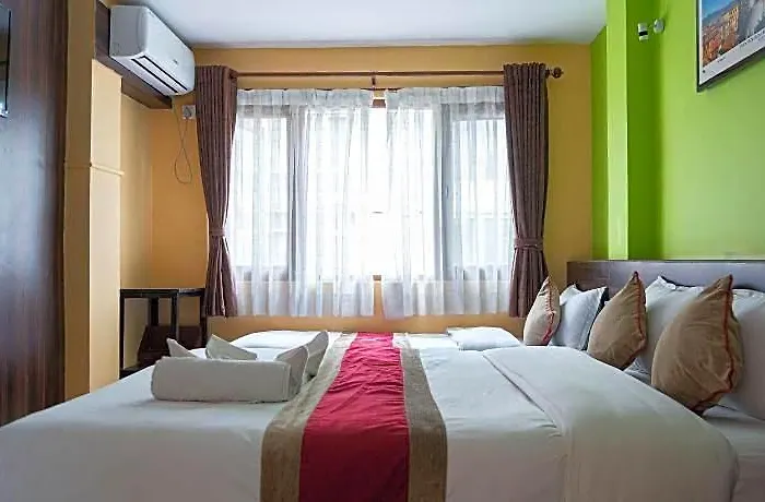 Holiday Hostel Hostel